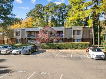 500 Umstead #103 E, Chapel Hill, NC 27516