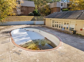 500 Umstead  #103 E, Chapel Hill, NC 27516