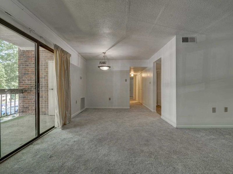 500 Umstead #203B, Chapel Hill, NC 27516