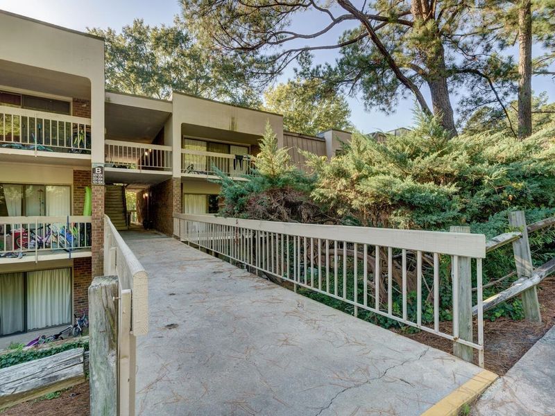 500 Umstead #204B, Chapel Hill, NC 28365