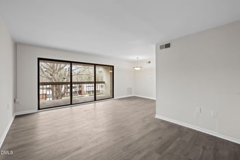 500 Umstead  #303c, Chapel Hill, NC 27516