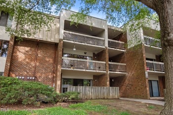 500 Umstead Dr #103c, Chapel Hill, NC 27516