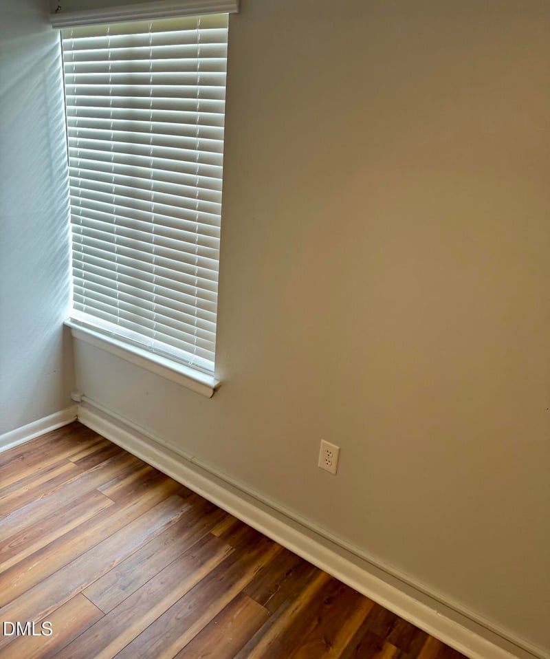 500 Umstead Dr #104c, Chapel Hill, NC 27516