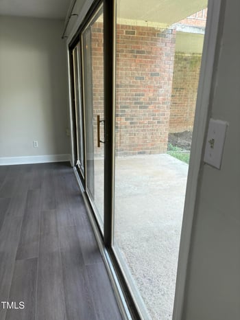 500 Umstead Dr #105d, Chapel Hill, NC 27516