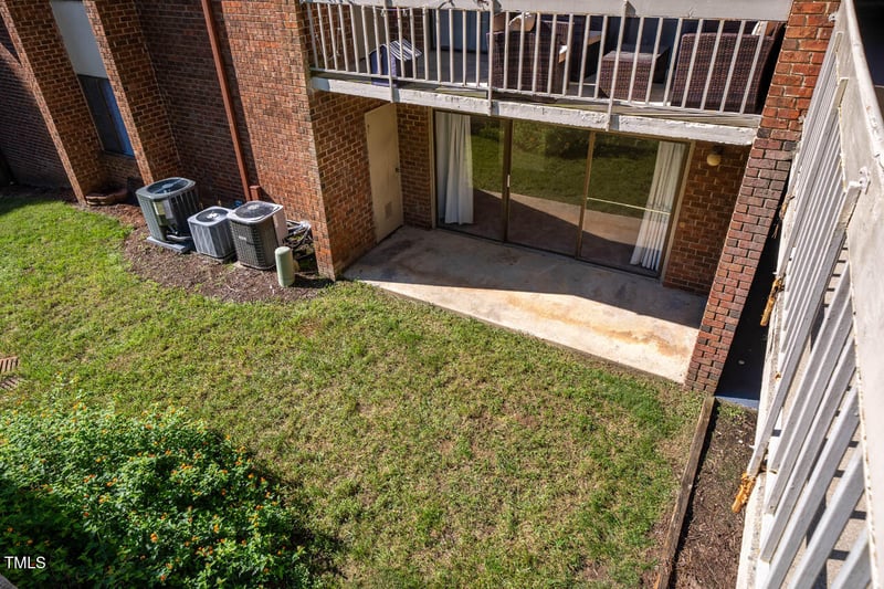500 Umstead Dr #105f, Chapel Hill, NC 27516