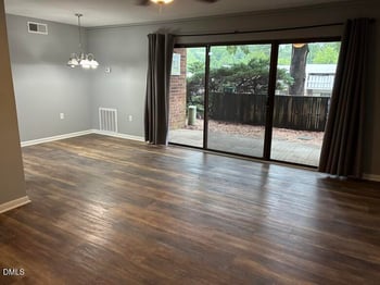 500 Umstead Dr #106-c, Chapel Hill, NC 27516