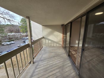 500 Umstead Dr #306, Chapel Hill, NC 27516