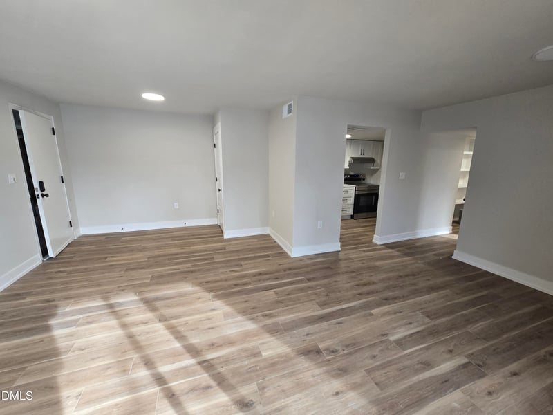 500 Umstead Dr #306, Chapel Hill, NC 27516