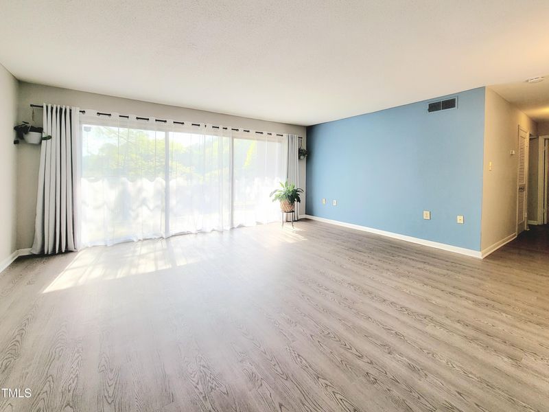 500 Umstead Dr #B107, Chapel Hill, NC 27516