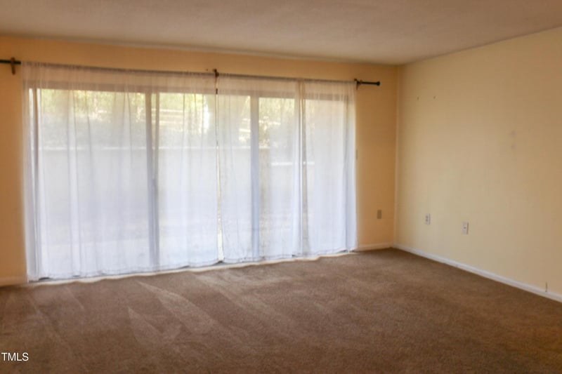 500 Umstead Dr #C-101, Chapel Hill, NC 27516
