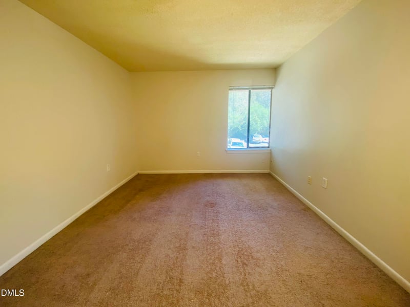 500 Umstead Dr #C 304, Chapel Hill, NC 27516