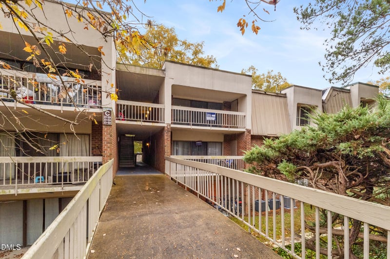 500 Umstead Dr #C 304, Chapel Hill, NC 27516