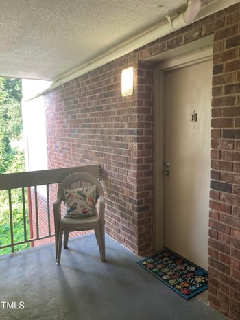 500 Umstead Dr #D307, Chapel Hill, NC 27516