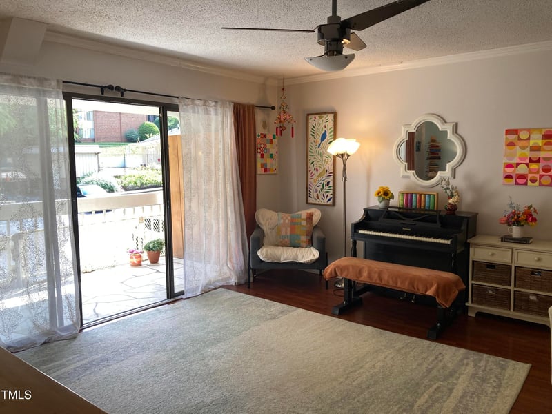 500 Umstead Dr #D308, Chapel Hill, NC 27516