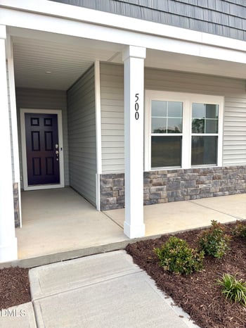 500 Venetian Dr, Sanford, NC 27332