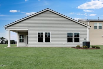 500 Venetian Dr, Sanford, NC 27332