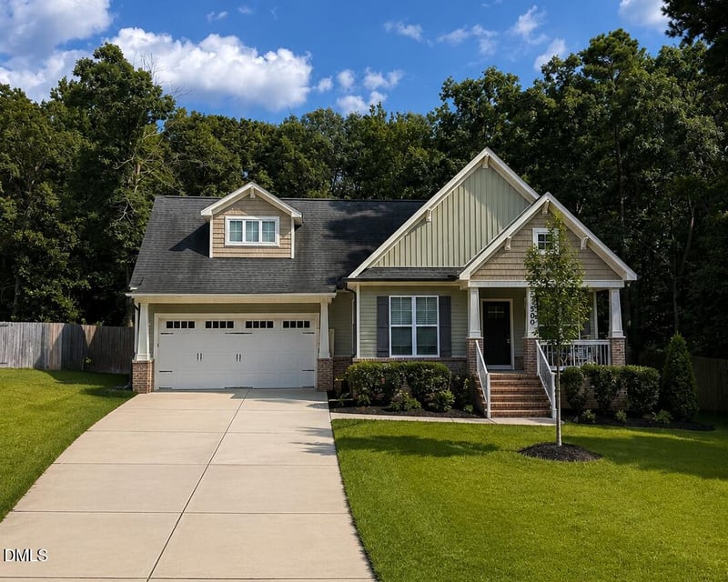 500 Wood Valley Dr, Four Oaks, NC 27524