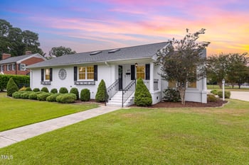 500 Woodall St, Benson, NC 27504