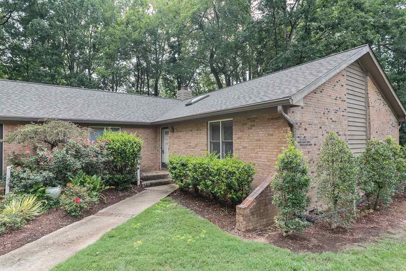500 W Woodcroft Pw #11-C, Durham, NC 27713