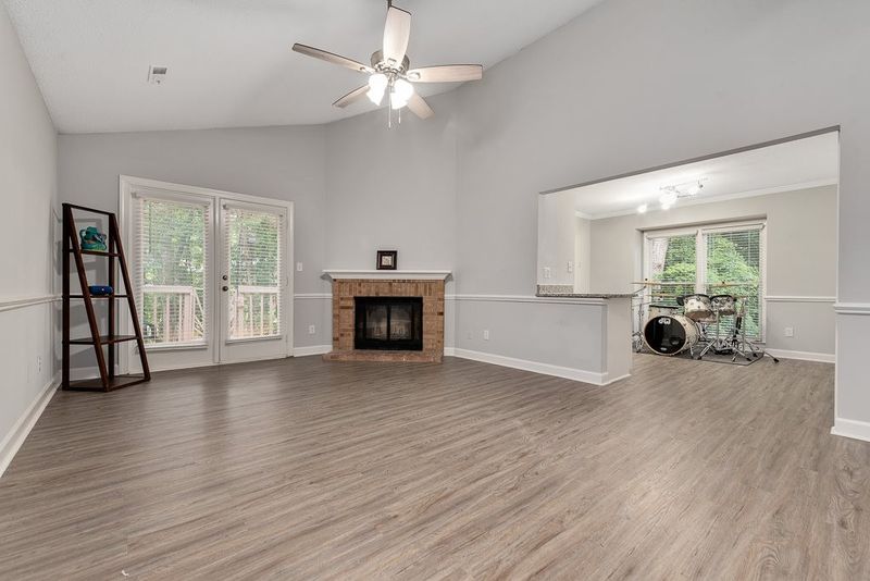 500 W Woodcroft Pw #11-C, Durham, NC 27713
