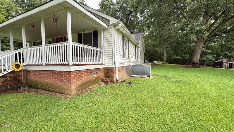 5000 Schley Rd, Hillsborough, NC 27278