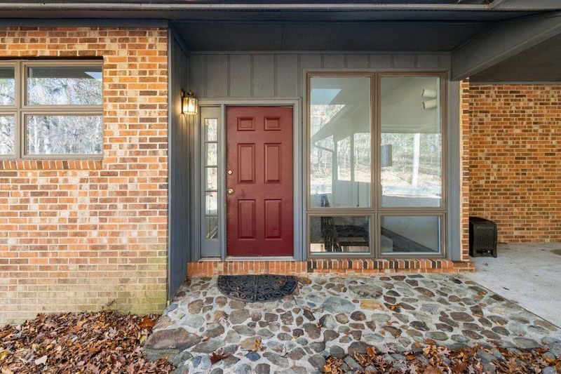 5000 Walnut Cove Rd, Chapel Hill, NC 27516