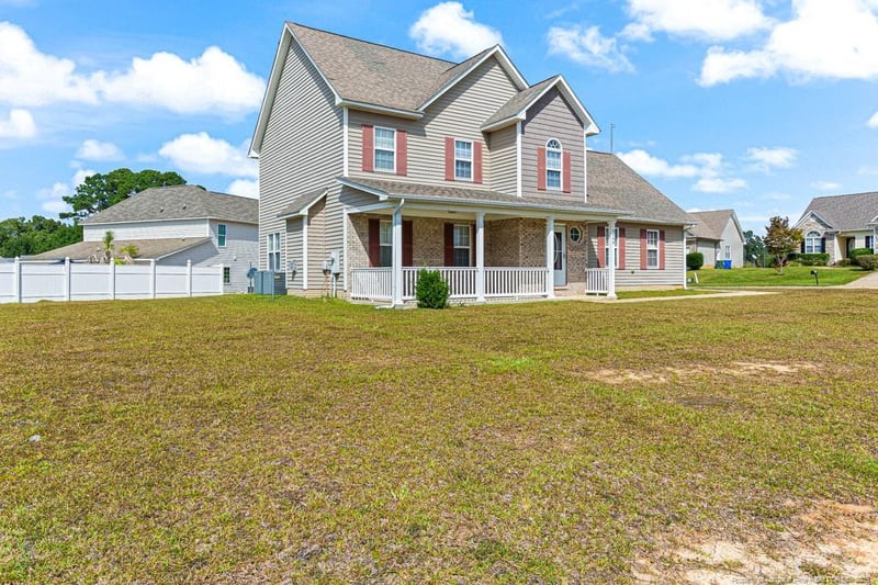 5000 Windflower Dr, Fayetteville, NC 28314