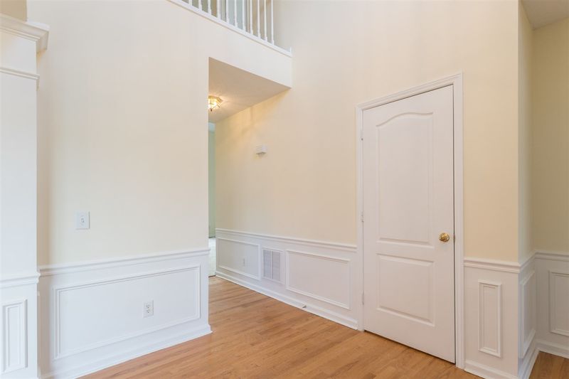 5001 Bridgewood Dr, Durham, NC 27713