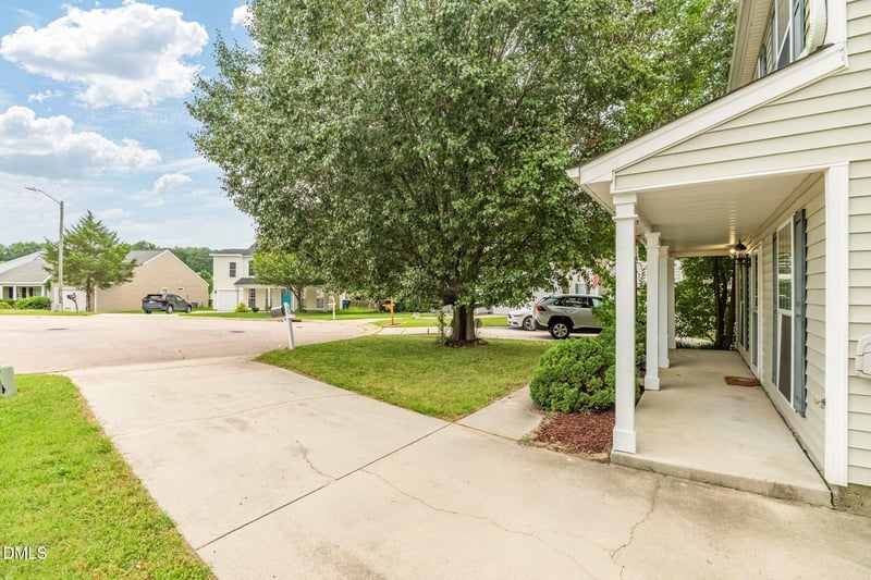 5001 Croftwood Dr, Raleigh, NC 27616