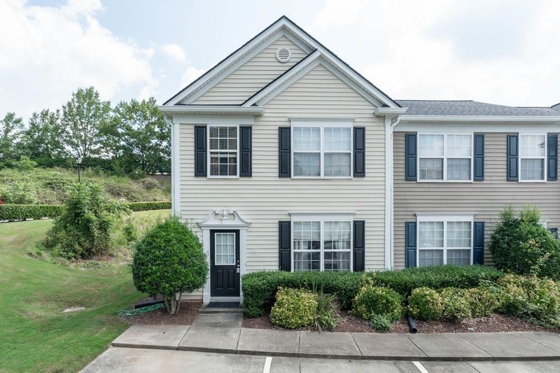 5001 Echo Ridge Rd, Raleigh, NC 27612