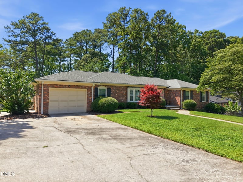 5001 Quail Hollow Dr, Raleigh, NC 27609