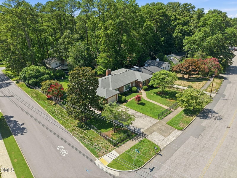 5001 Quail Hollow Dr, Raleigh, NC 27609