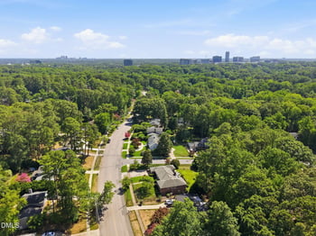 5001 Quail Hollow Dr, Raleigh, NC 27609