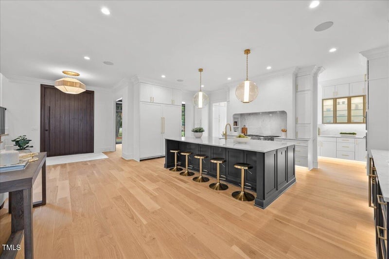 5001 Rampart St, Raleigh, NC 27609