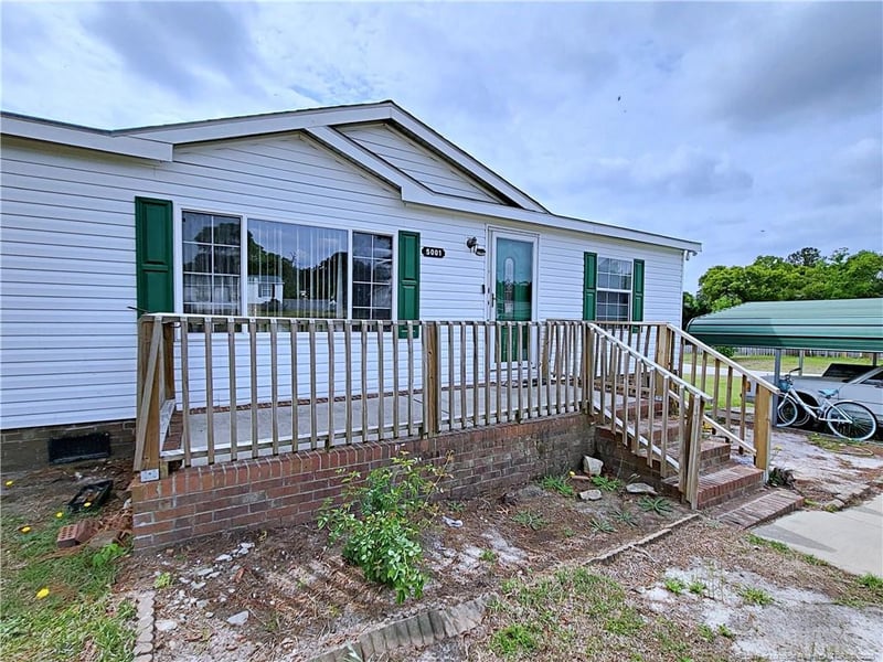 5001 Southmill Dr, Hope Mills, NC 28348