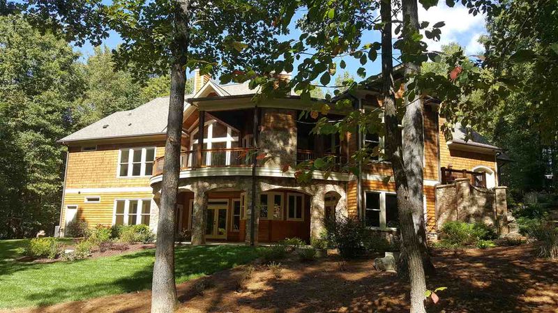 5002 Davis Creek Dr, Raleigh, NC 27610