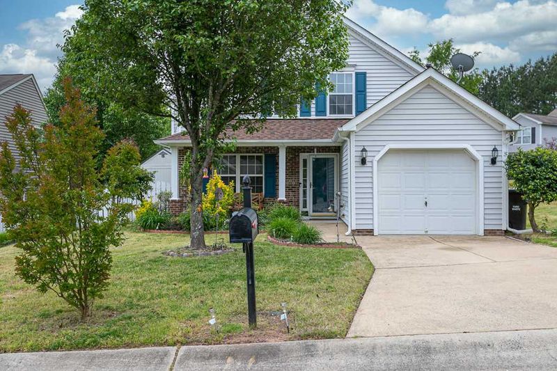 5002 Silhouette Dr, Durham, NC 27713