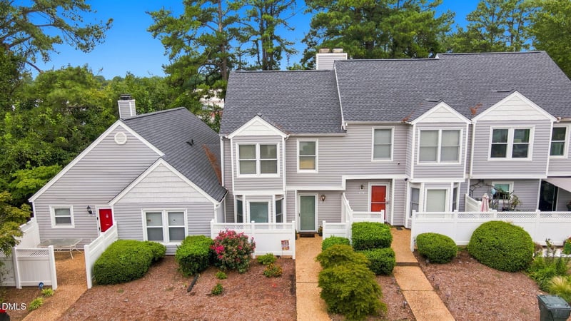 5003 Avenida Del Sol Dr, Raleigh, NC 27616