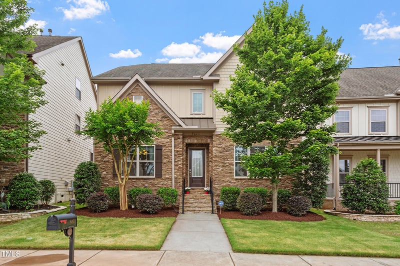 5003 Blue Jack Oak Dr, Cary, NC 27519