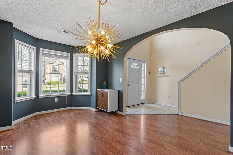 5003 Gaithers Pointe Dr, Durham, NC 27713