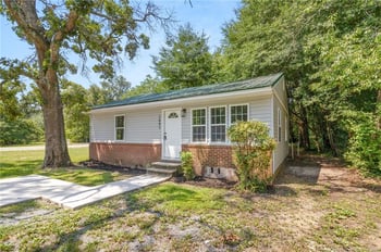 5003 Higgins St, Fayetteville, NC 28303