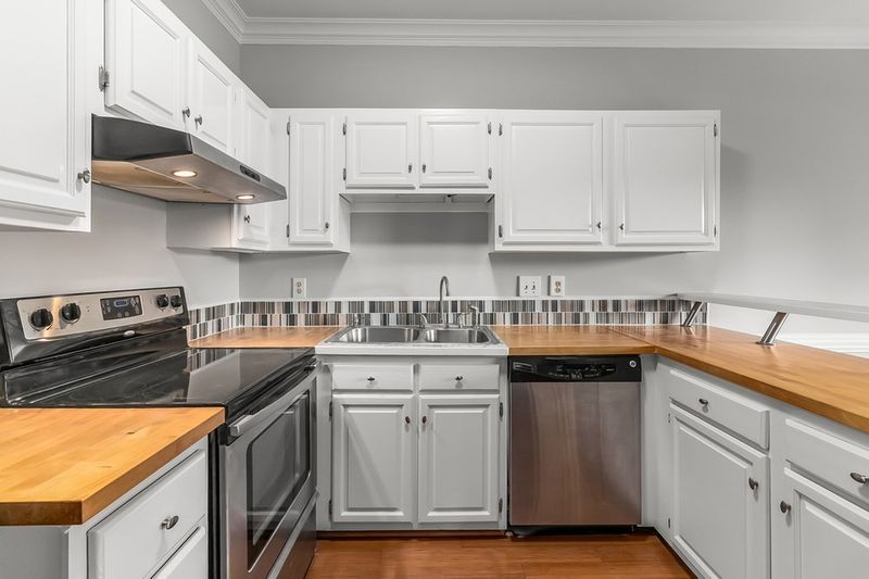 5004 Dunwoody Trl, Raleigh, NC 27606