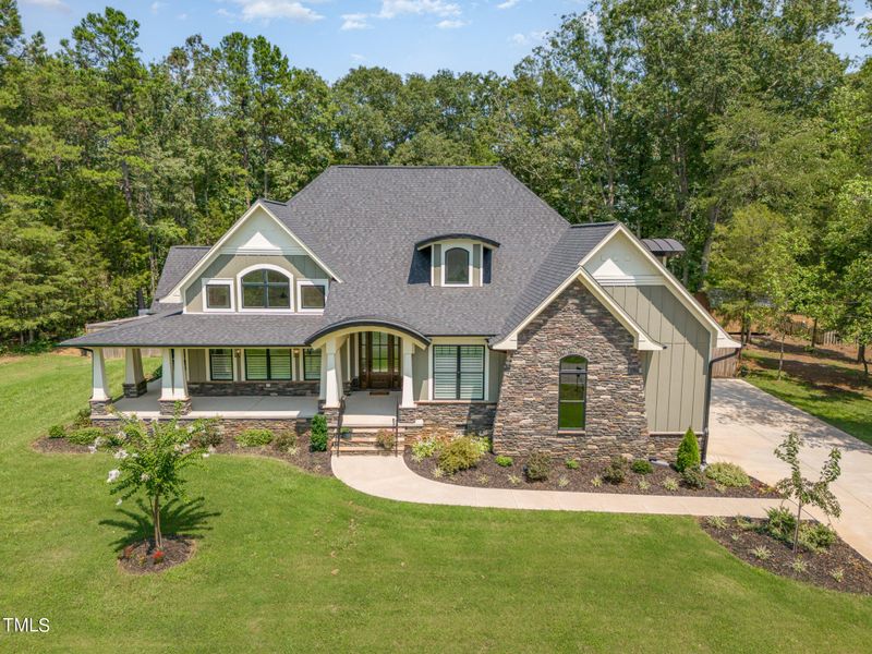 5004 Harvestview Dr, Mebane, NC 27302
