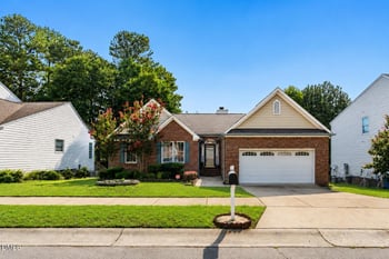 5004 Linden Oaks Ave, Durham, NC 27713