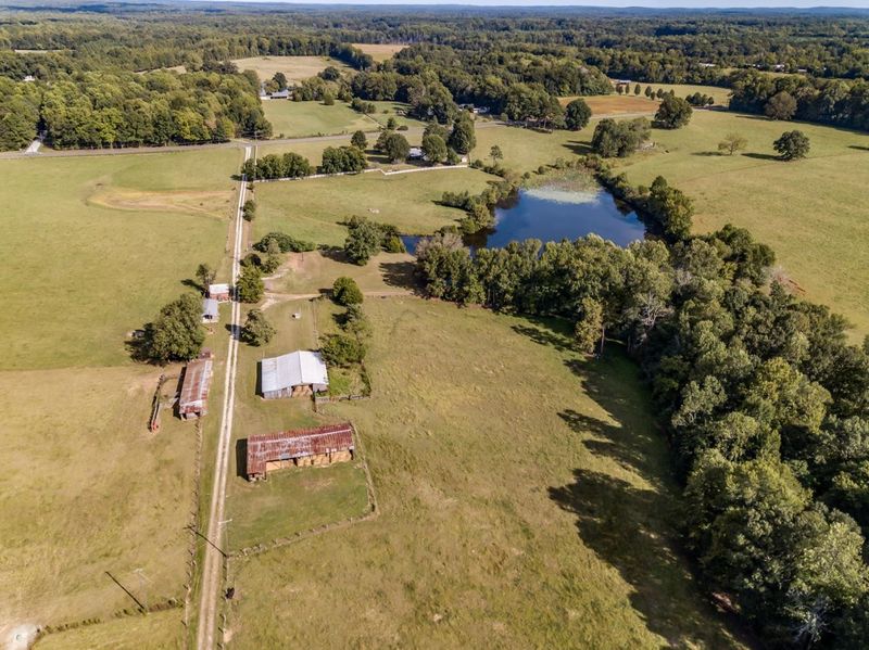 5004 Nc 86 N Hw, Hillsborough, NC 27278