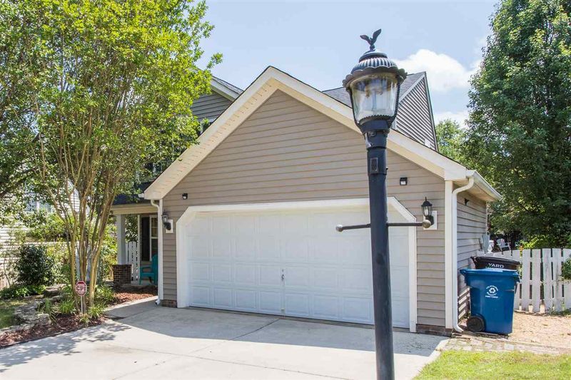 5004 Silhouette Dr, Durham, NC 27713