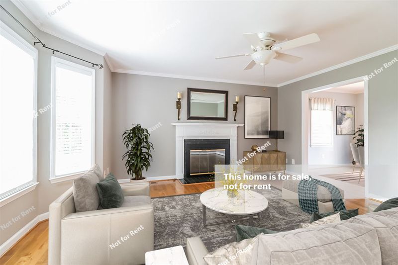 5004 Westminster Ln, Fuquay Varina, NC 27526