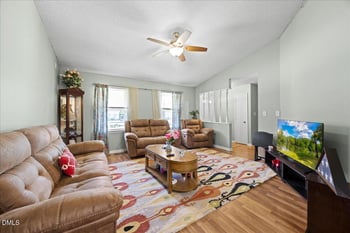 5005 Whisper Ct, Raleigh, NC 27616