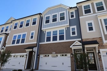 5006 Jowett's Walk Dr #15, Cary, NC 27519