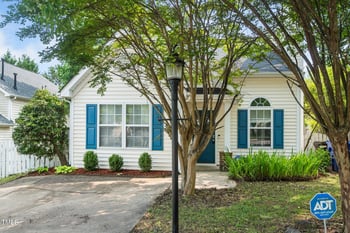 5006 Silhouette Dr, Durham, NC 27713